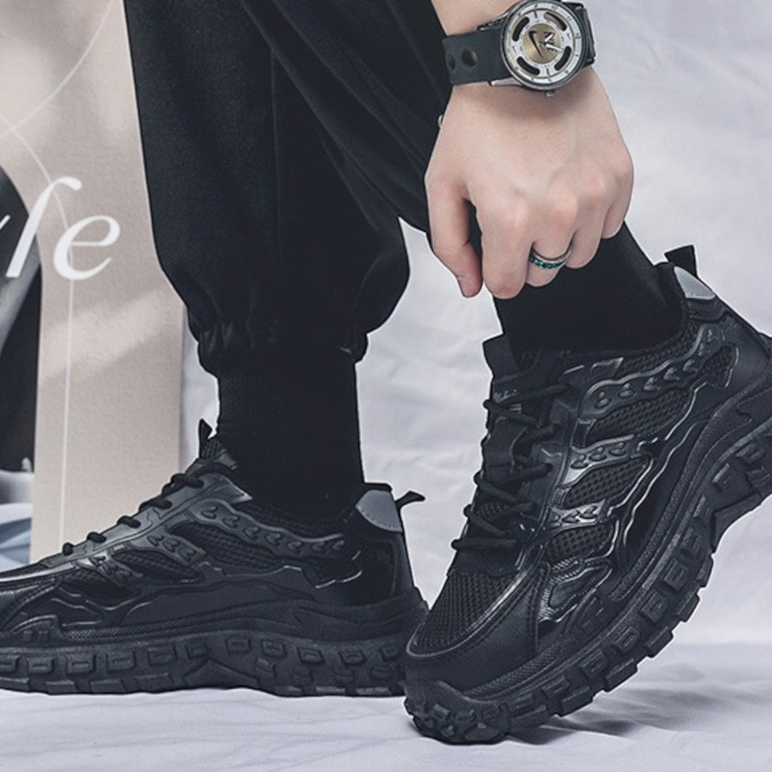 Кецове Obsidian Surge