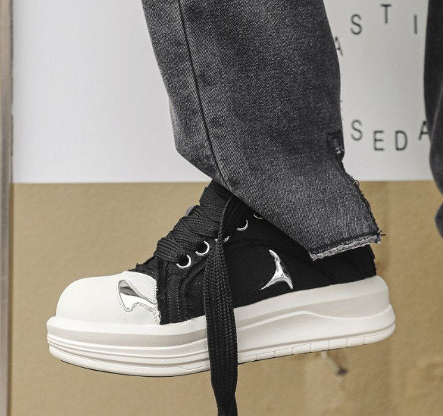 Unisex Smiling Canvas Black Sneakers