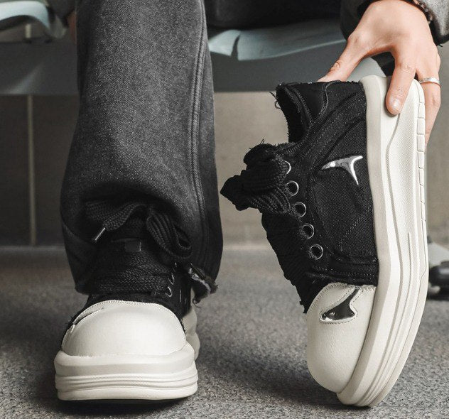 Unisex Smiling Canvas Black Sneakers