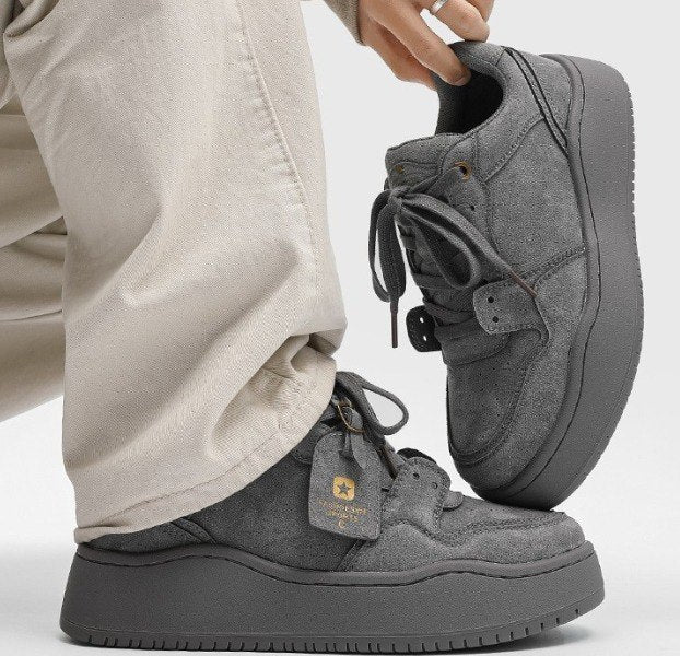 SUEDE Lowtop Platform Sneakers