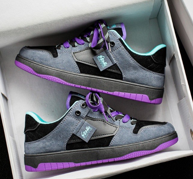 Low Chunky Sneakers Purple